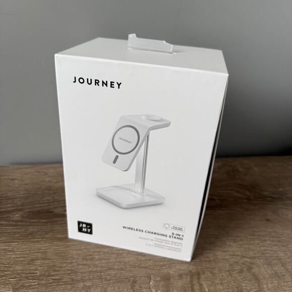 Journey MagSafe Magnetic 3-in-1 Wireless Charging Stand Station USB-C White - Picture 1 of 8